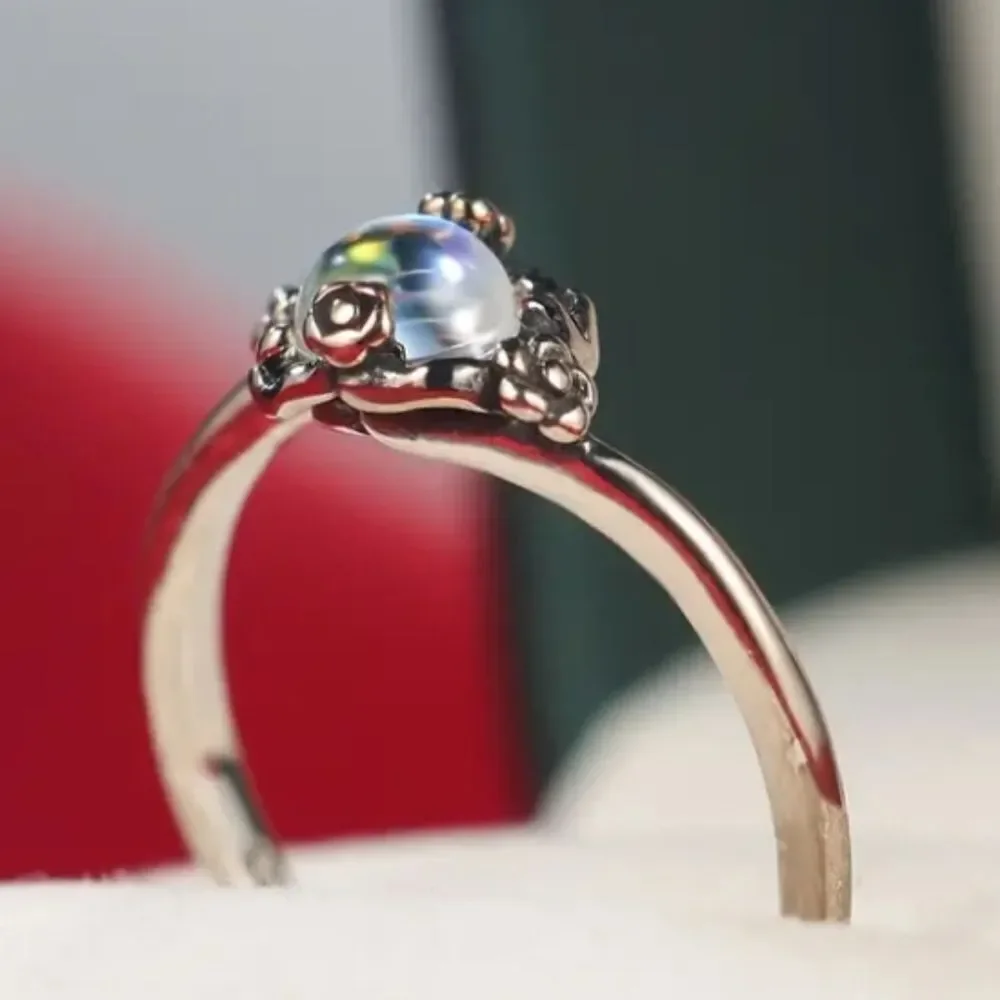925 sterling moonstone ring sz 6